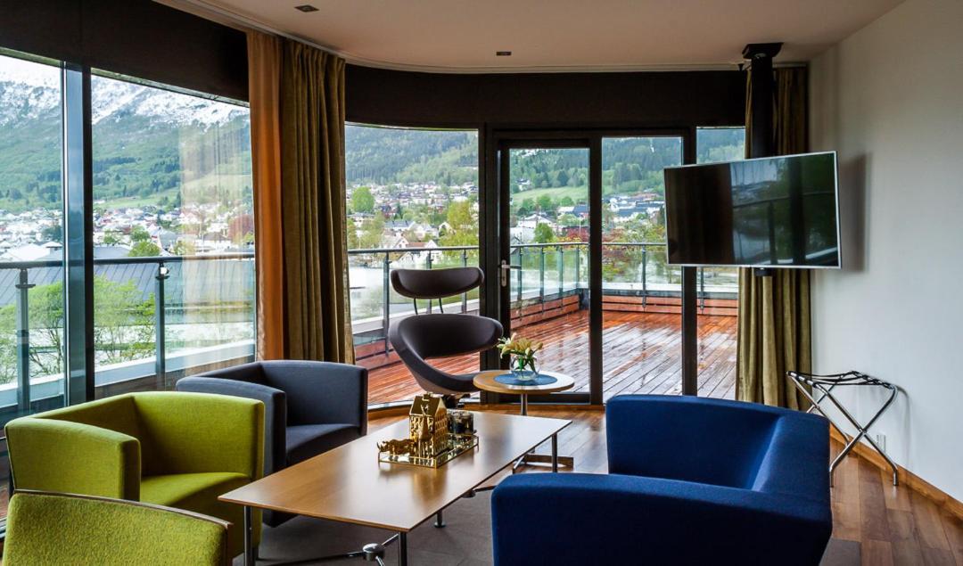 Havila Hotel Ivar Aasen Orsta Bagian luar foto